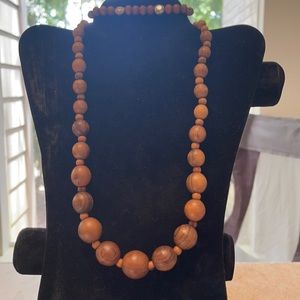 Necklace and braclet